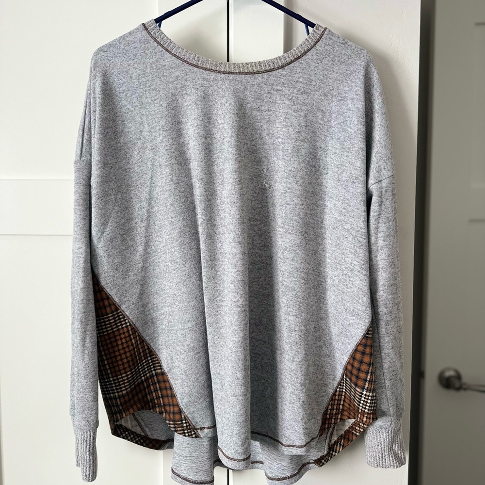 Hem & Thread Tunic Sweater